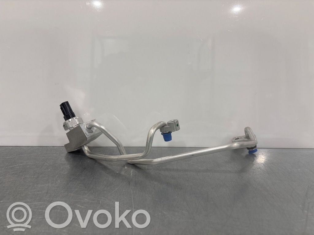 Toyota bZ4X Tubo flessibile aria condizionata (A/C) 