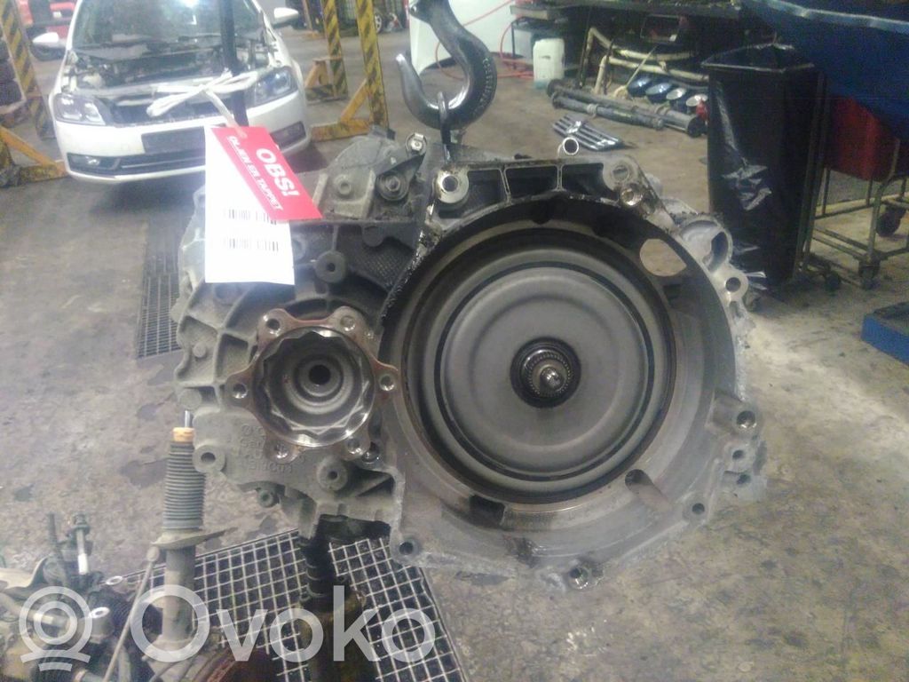 Volkswagen PASSAT B7 Cutie de viteze automată 