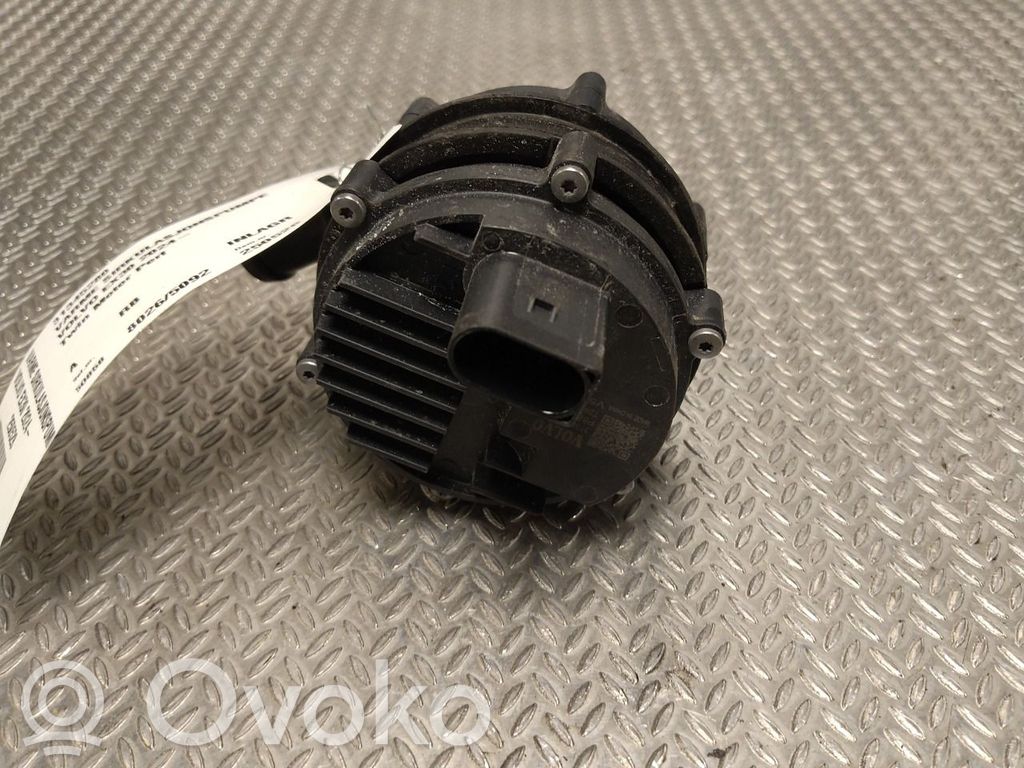 Webasto Kiertovesipumppu   31345280,31345280