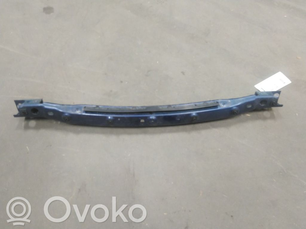 Jaguar XE Pas przedni 