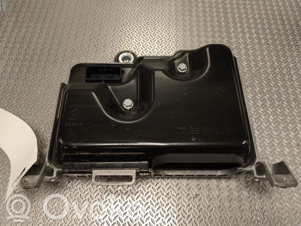 Tesla Model 3 Other control units/modules 
