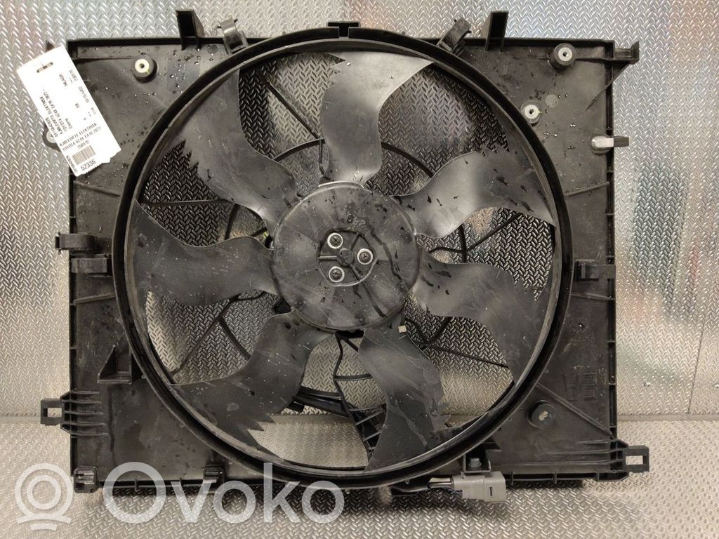 Toyota bZ4X Osłona wentylatora chłodnicy 