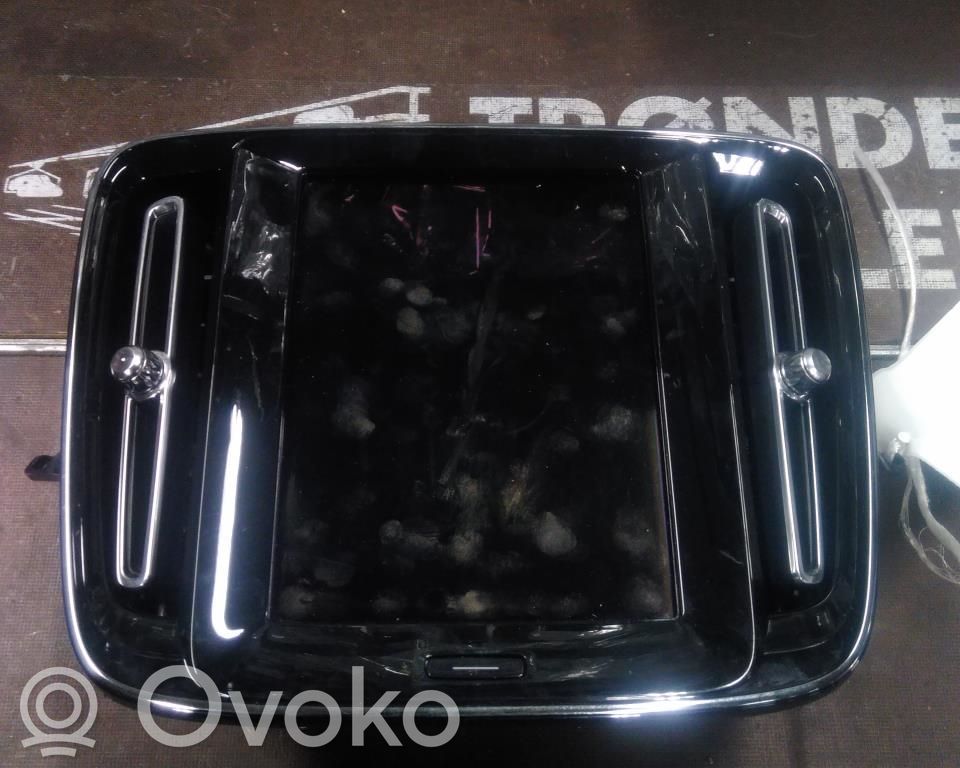 Volvo XC40 Monitor/display/piccolo schermo 