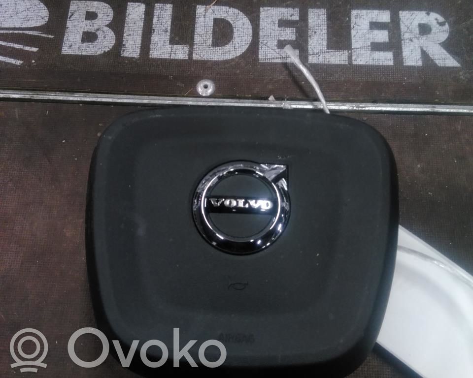 Volvo XC40 Poduszka powietrzna Airbag kierownicy 