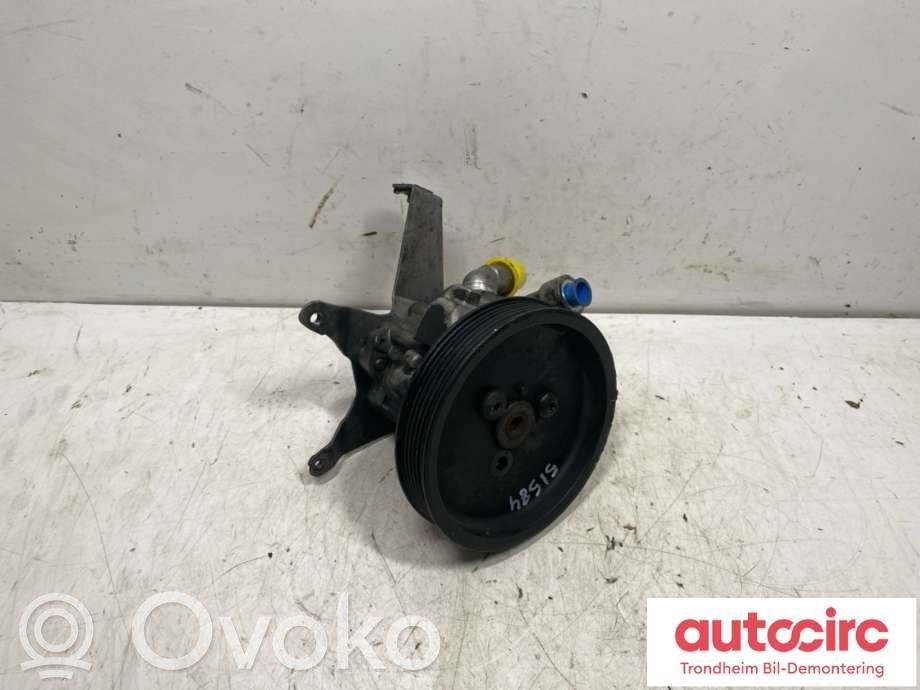 BMW 5 E60 E61 Power steering pump 