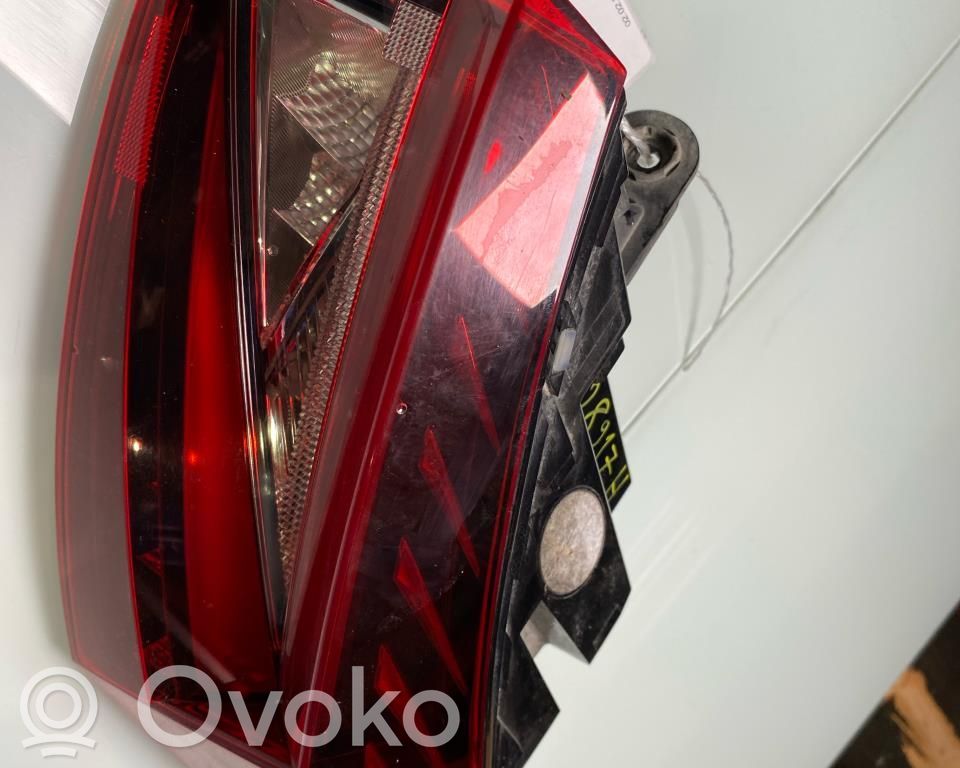 Skoda Enyaq iV Luci posteriori