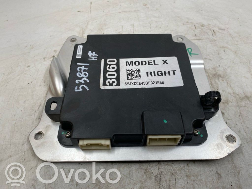 Tesla Model X Unité de commande module de porte 