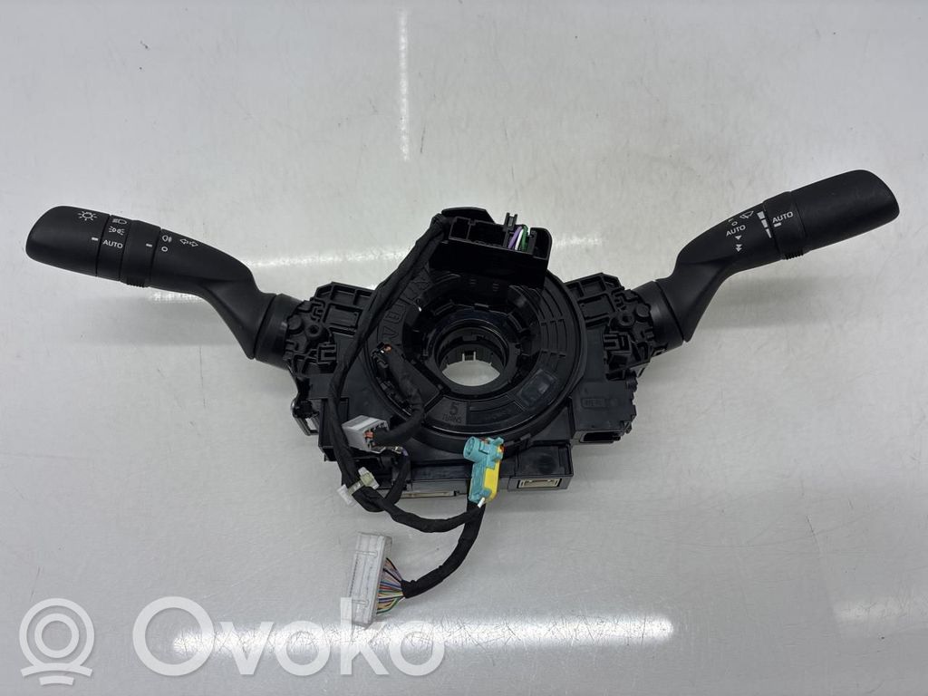 Toyota bZ4X Interruptor de control multifunción 