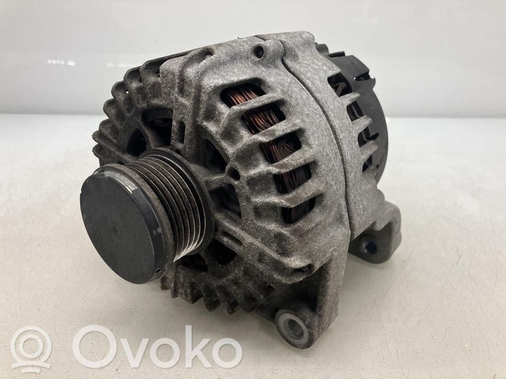 BMW 3 F30 F35 F31 Ģenerators 