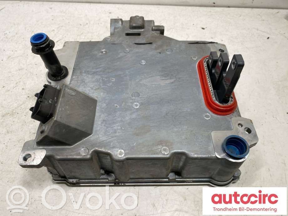 Audi e-tron Voltage converter inverter 