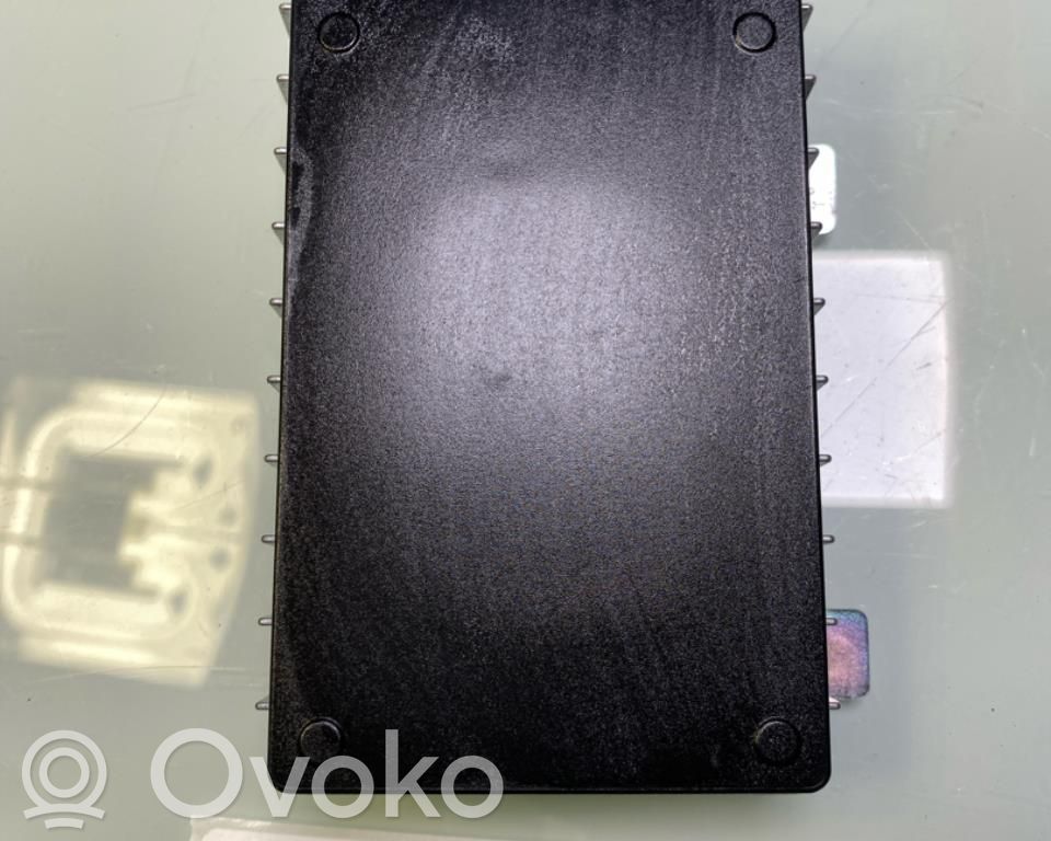 Volvo XC40 Wireless charging module 