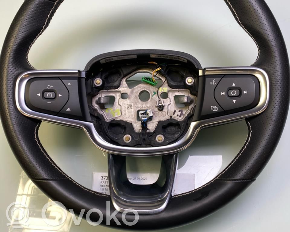 Volvo XC40 Ohjauspyörä 