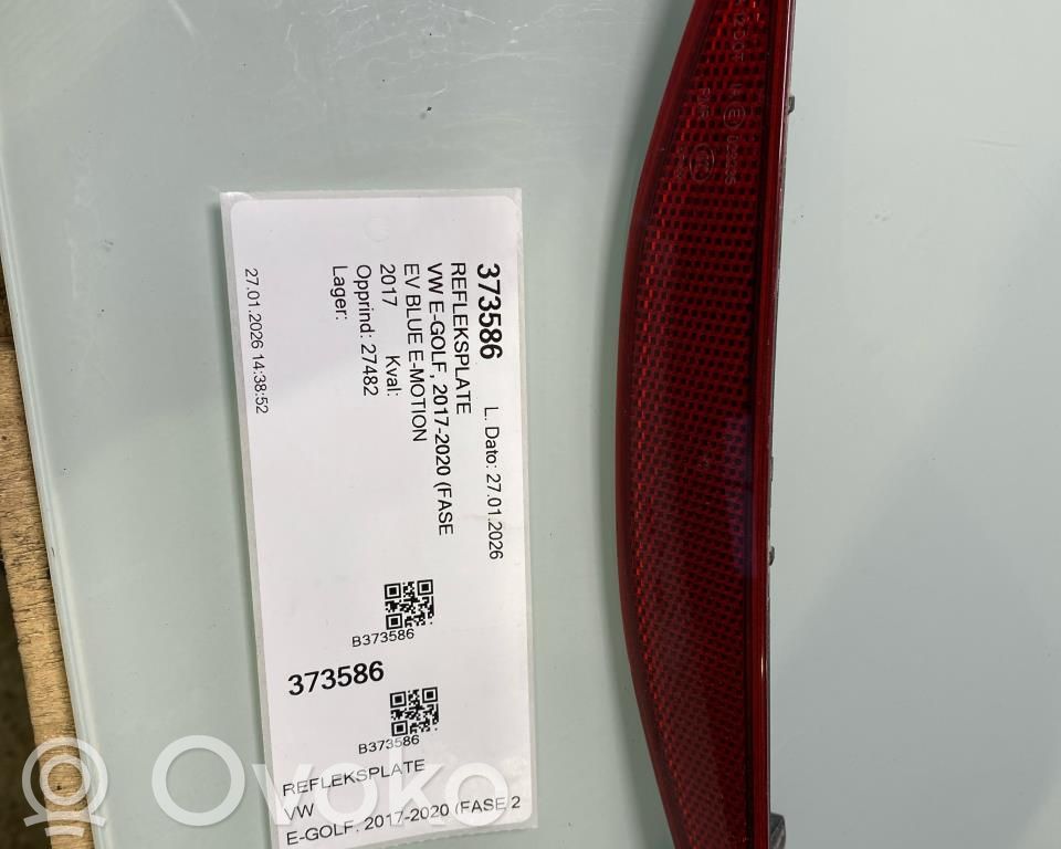 Volkswagen e-Golf Tailgate trim 