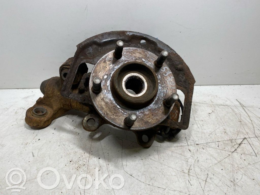 Nissan Primera Achsschenkel vorne 