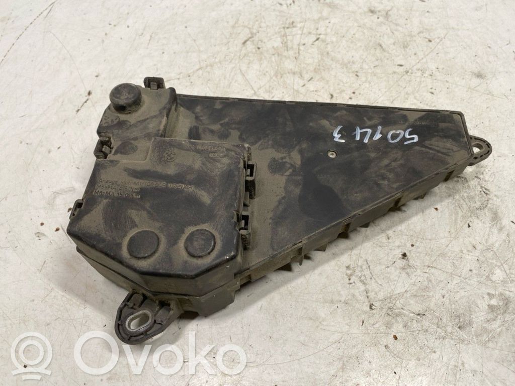 BMW 5 E60 E61 Juego de caja de fusibles 