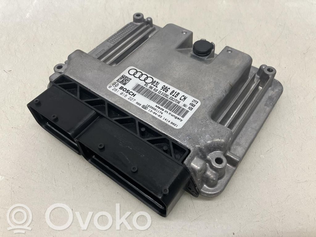 Audi Q3 8U Centralina/modulo motore ECU 