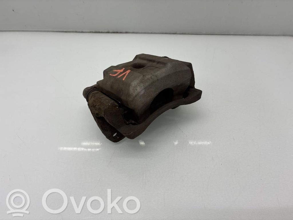 Toyota Prius (NHW20) Zacisk hamulcowy przedni 