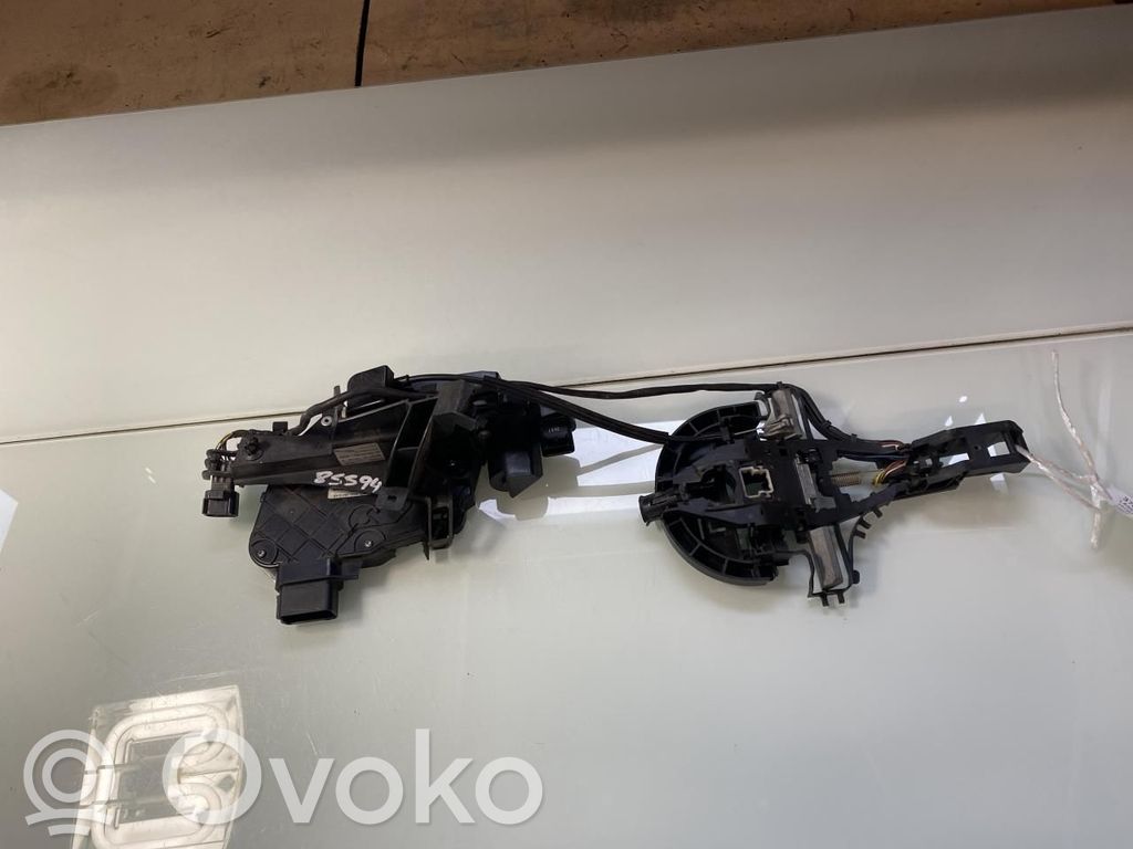 Jaguar XF X250 Zamek drzwi tylnych