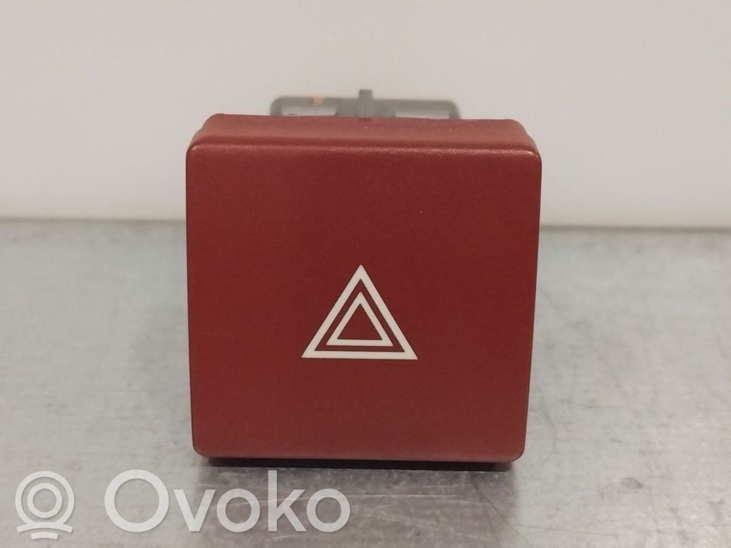 Botón interruptor de luz de peligro   6990L2,96583113KR,96583113KR,6990L2,96583113KR