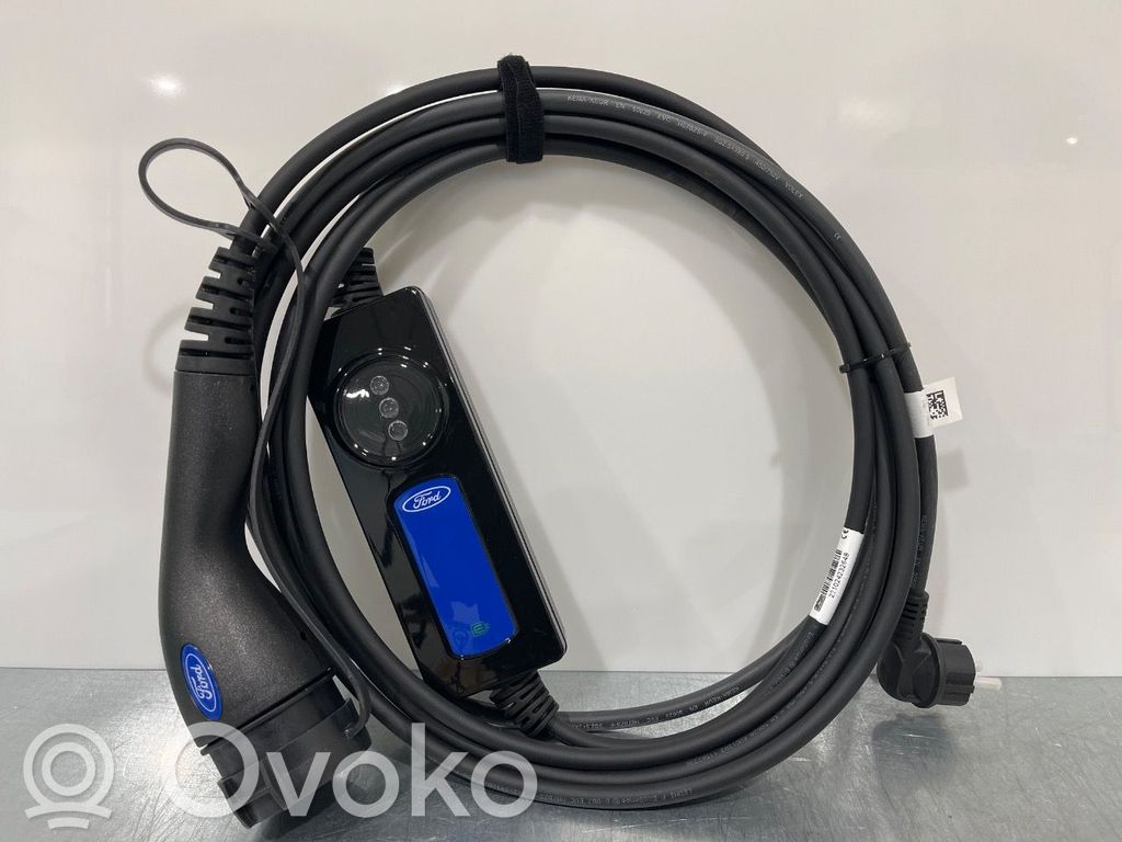 Ford Kuga III Cable de carga del coche eléctrico 
