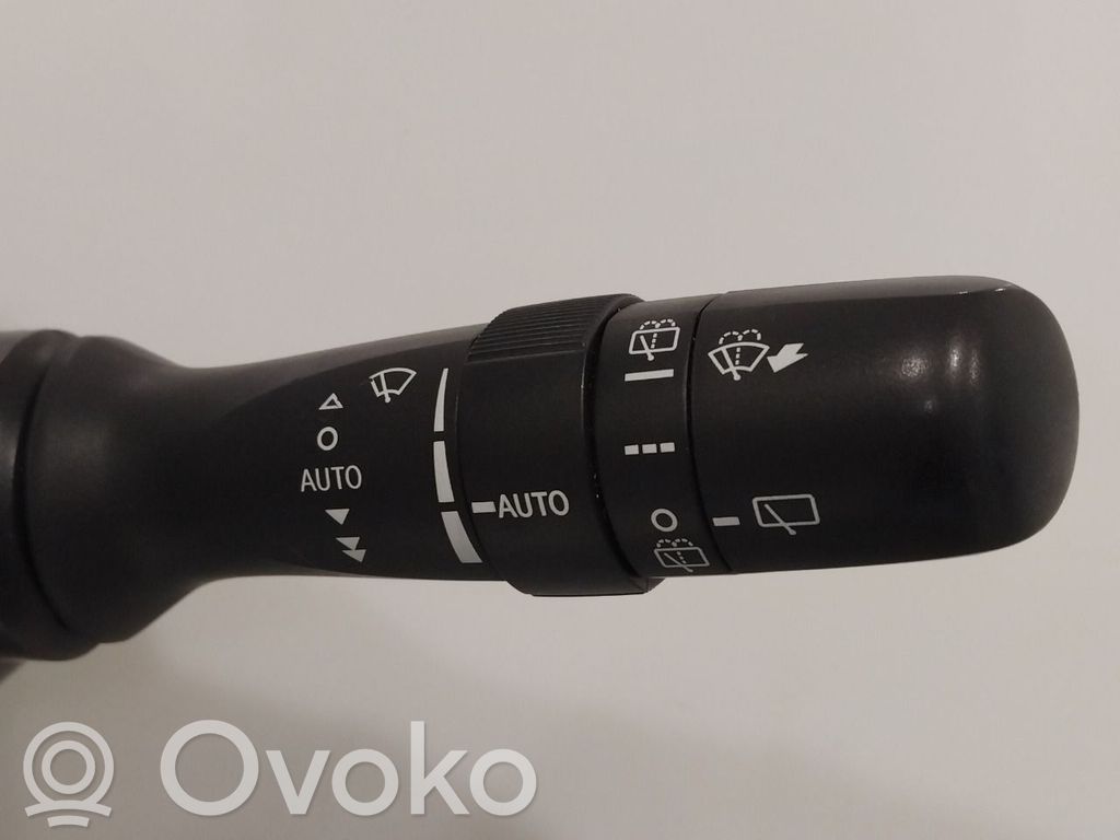 Subaru Forester SJ Мултифункционный включатель управления / ручка 