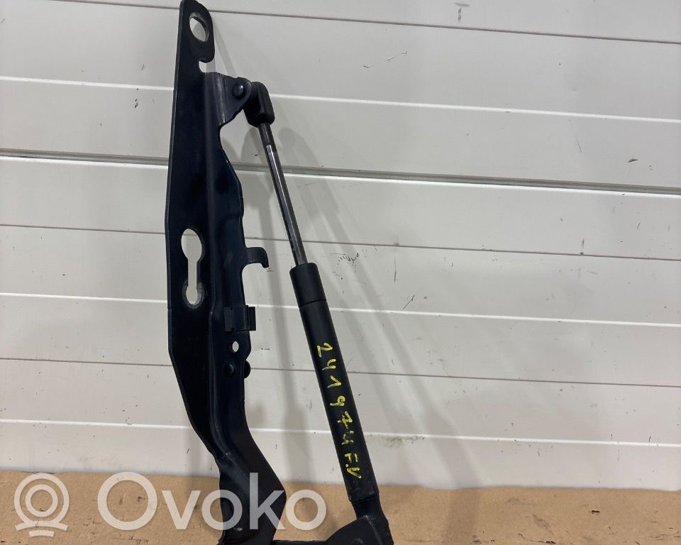 Volvo XC60 Amortizor capotă motor