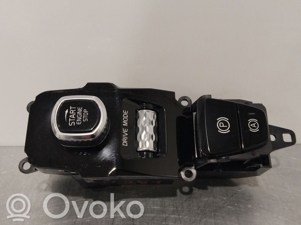 Volvo S90, V90 Interruttore a pulsante start e stop motore