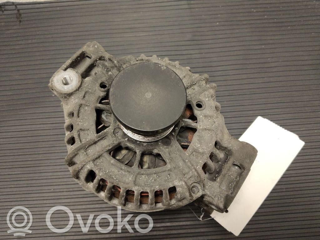 BMW 1 E81 E87 Generator/alternator 