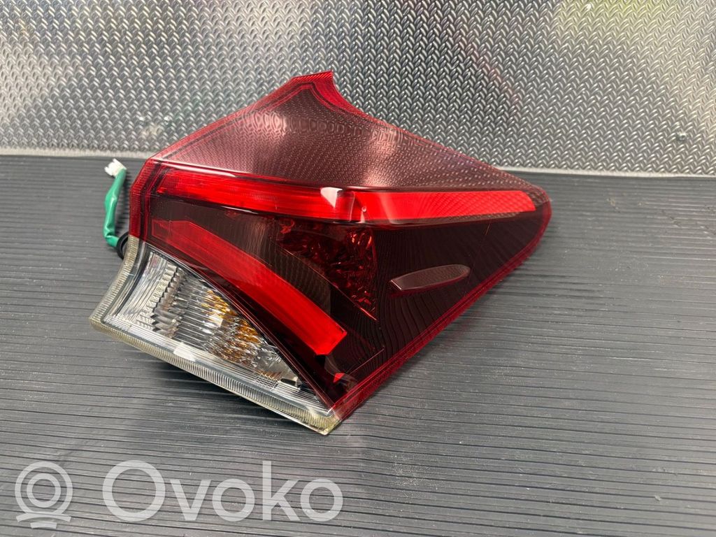 Toyota Auris E180 Takavalot 