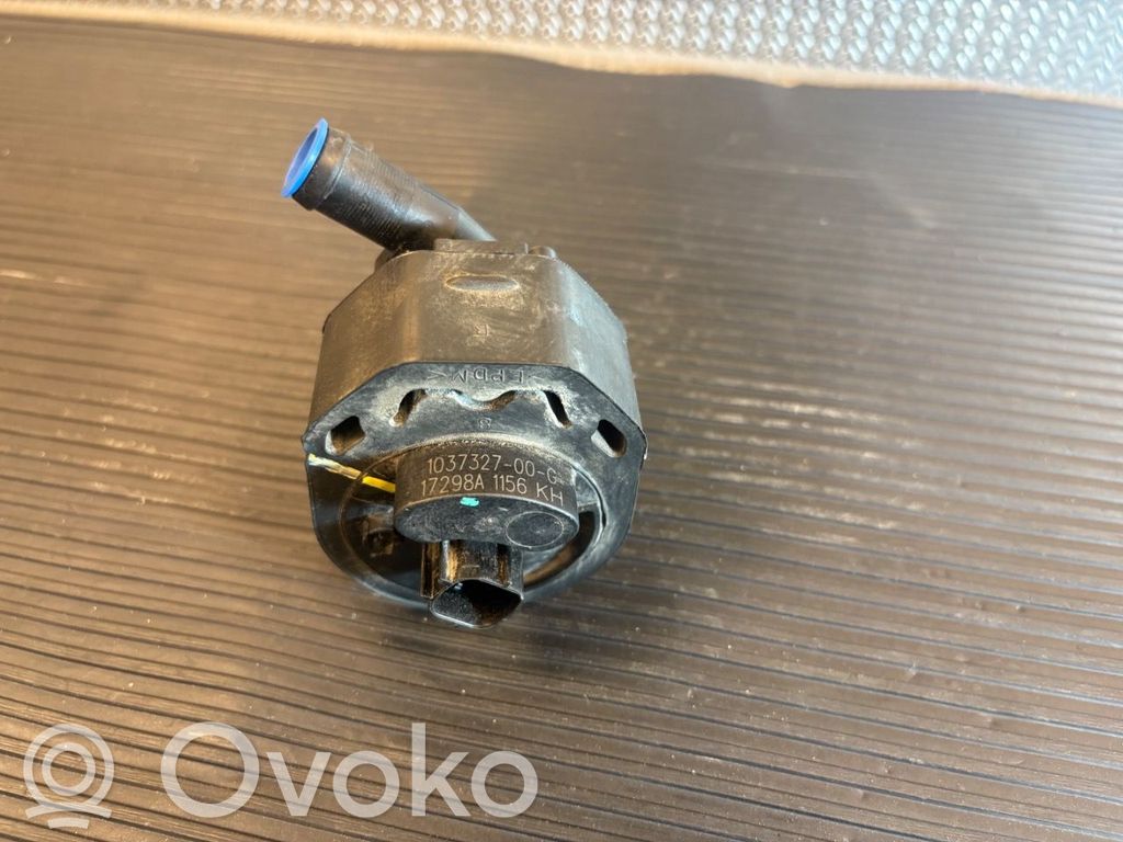 Tesla Model X Webasto pompe de circulation d'eau 