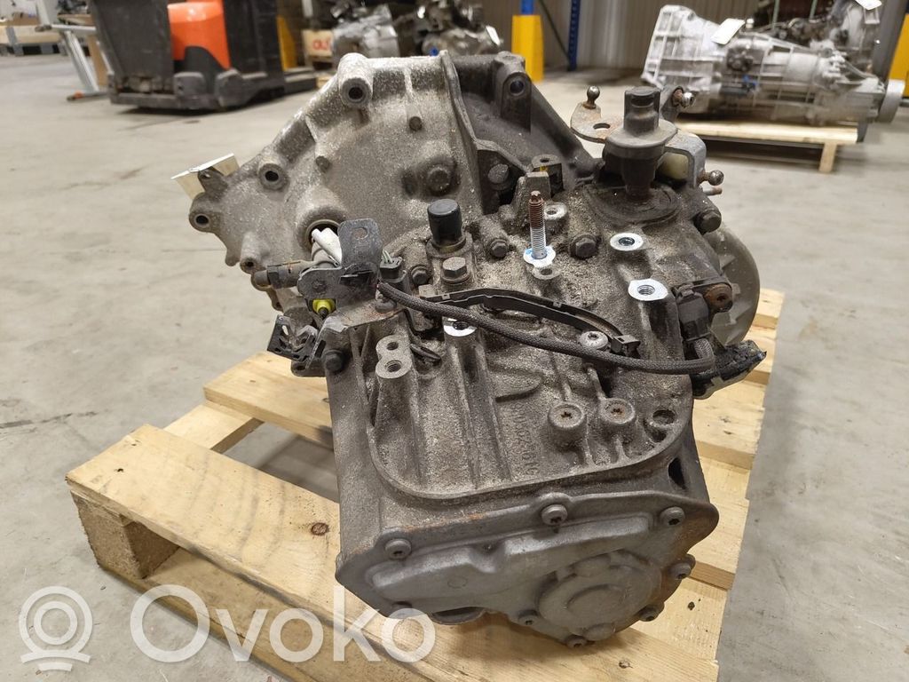 Peugeot Expert Manual 6 speed gearbox 