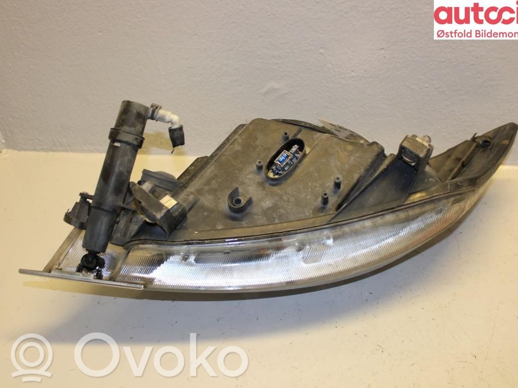 Ford Kuga I Headlight/headlamp 
