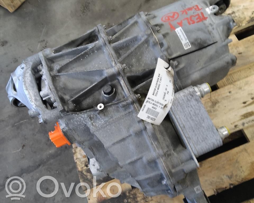 Tesla Model Y Elektromobilio variklis 
