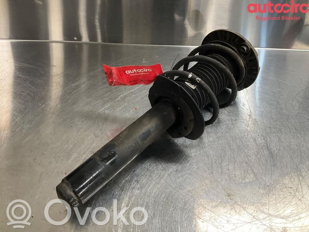 BMW 3 F30 F35 F31 Amortyzator osi przedniej ze sprężyną 