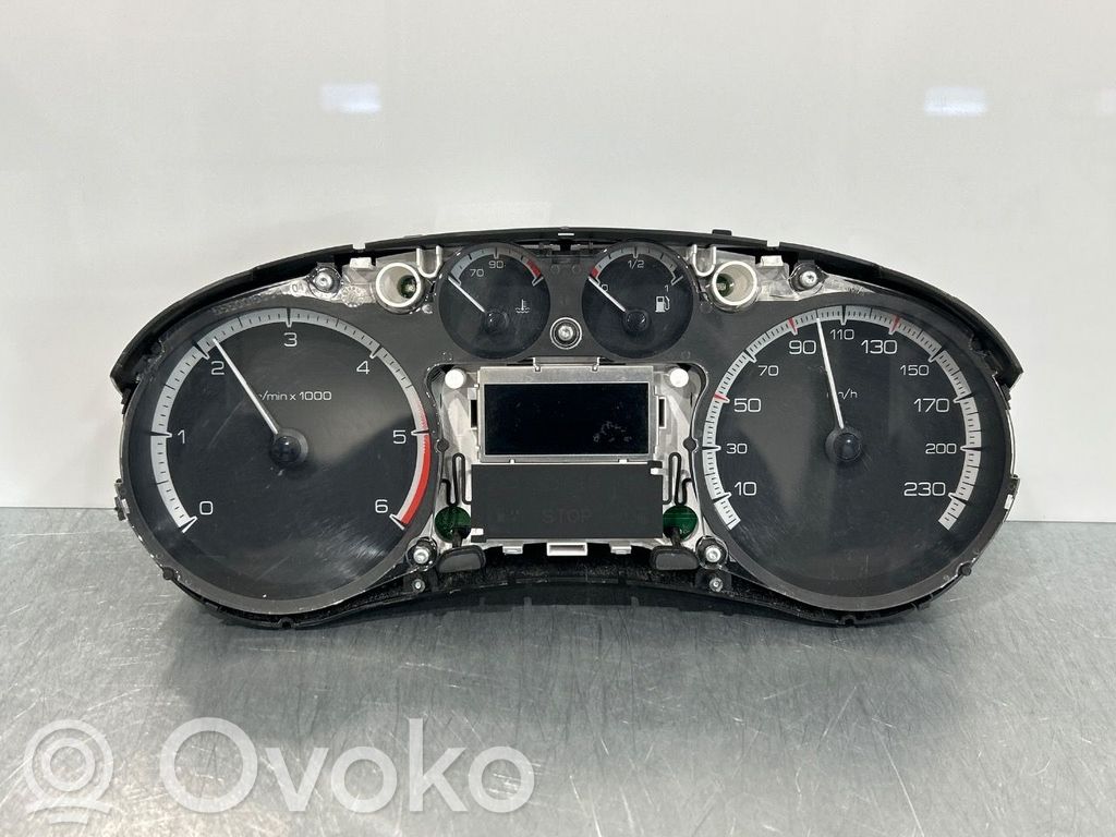 Peugeot 308 Vitezometru (grup de instrumente) 