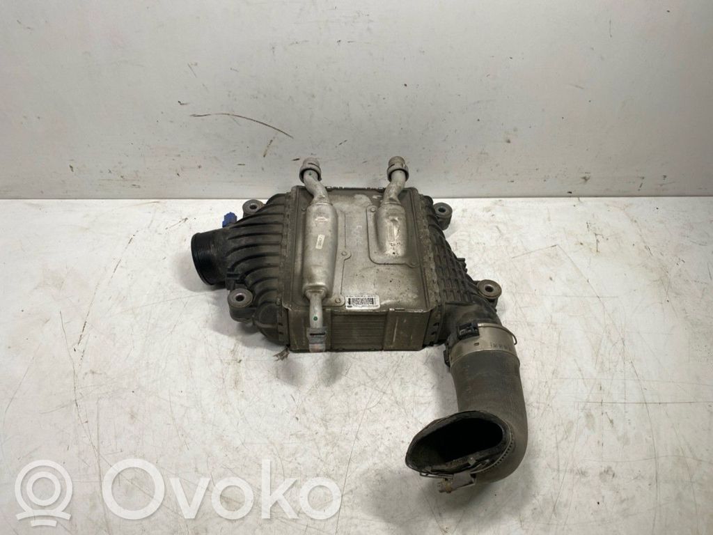 Jaguar XE Radiatore intercooler 
