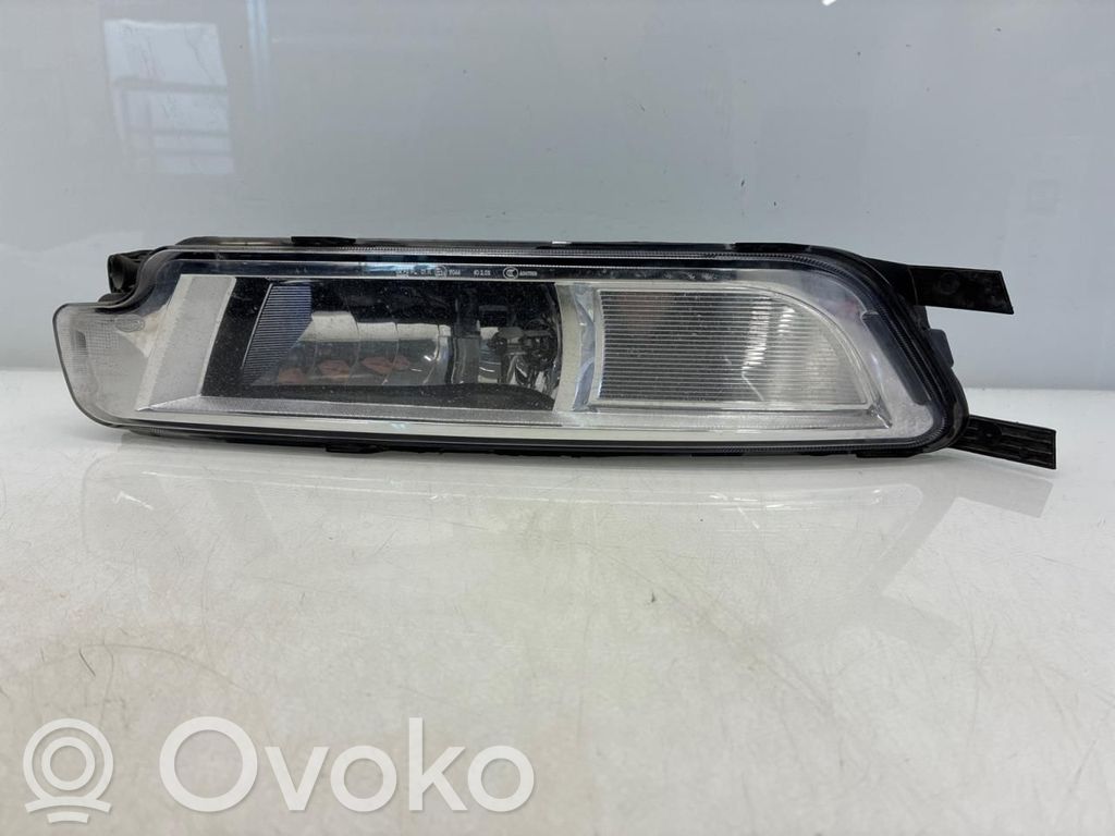 Volkswagen PASSAT B8 Proiector ceață 