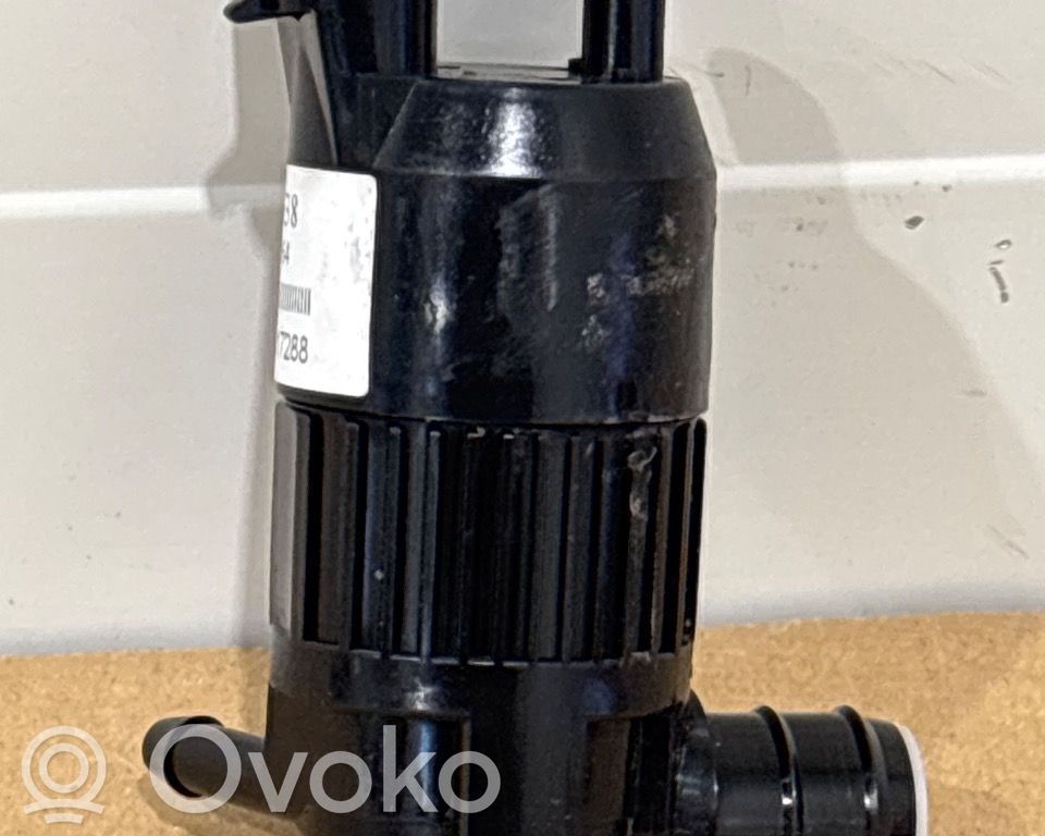 Tesla Model S Windscreen/windshield washer pump 