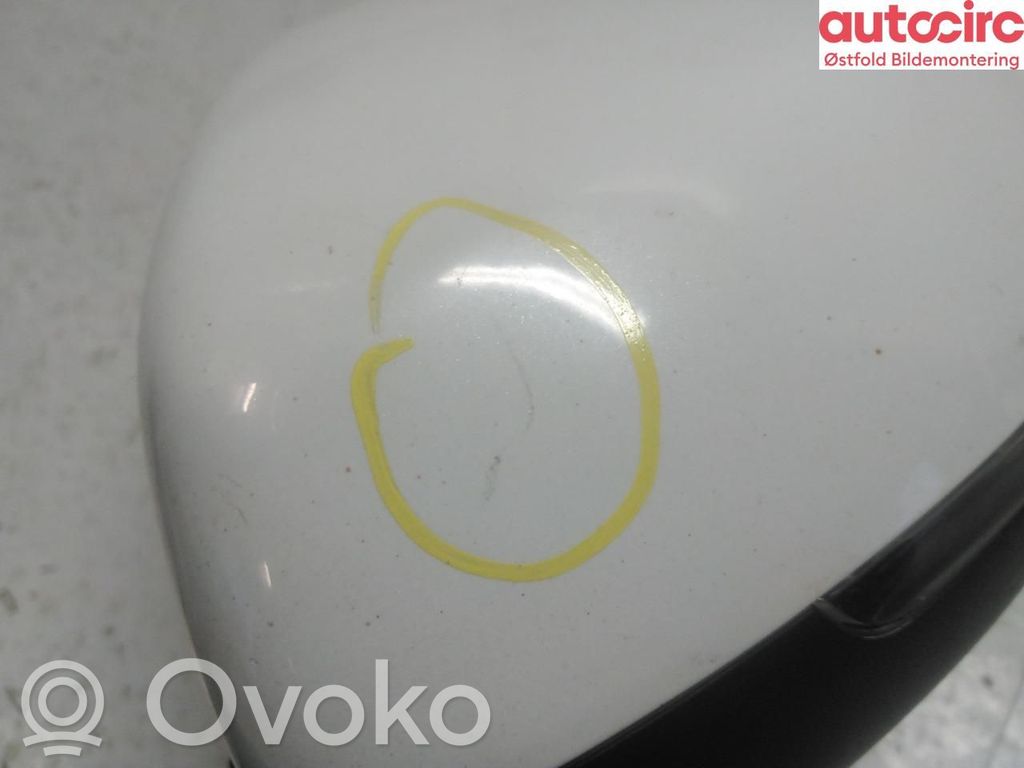 Audi A1 Elektryczne lusterko boczne drzwi przednich 