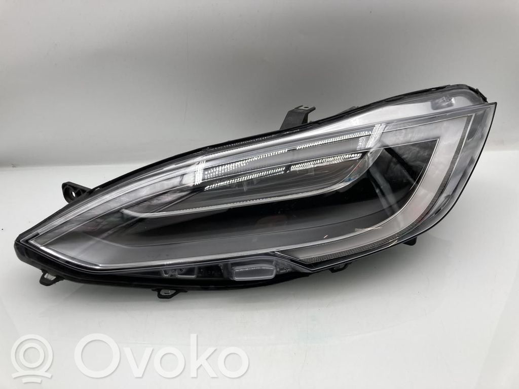 Tesla Model S Headlight/headlamp 