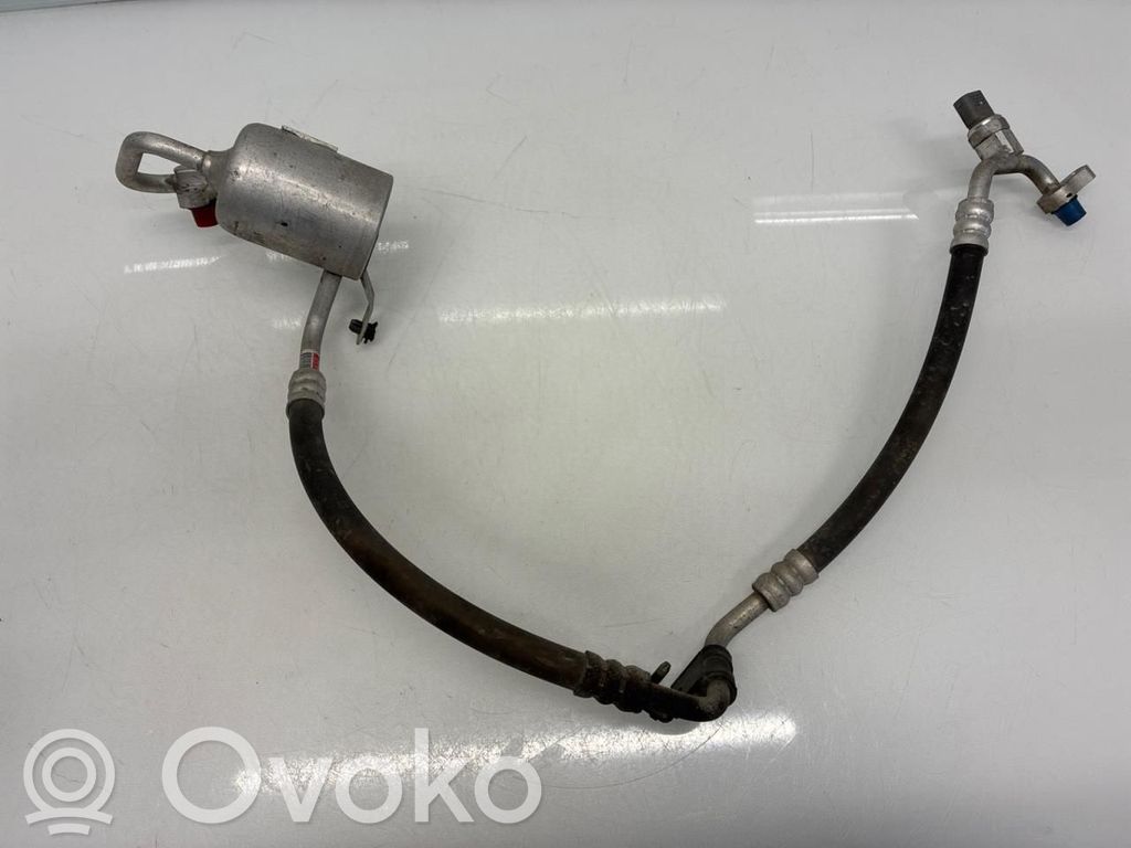 KIA EV6 Ilmastointilaitteen putki (A/C) 