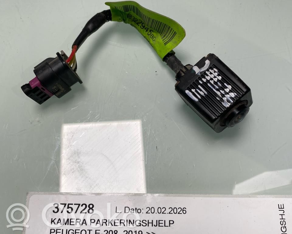 Peugeot 208 II Front bumper camera 