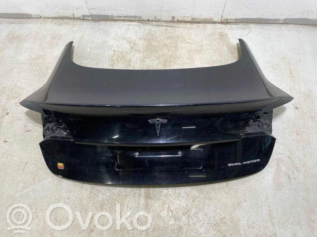 Tesla Model 3 Tailgate/trunk/boot lid 