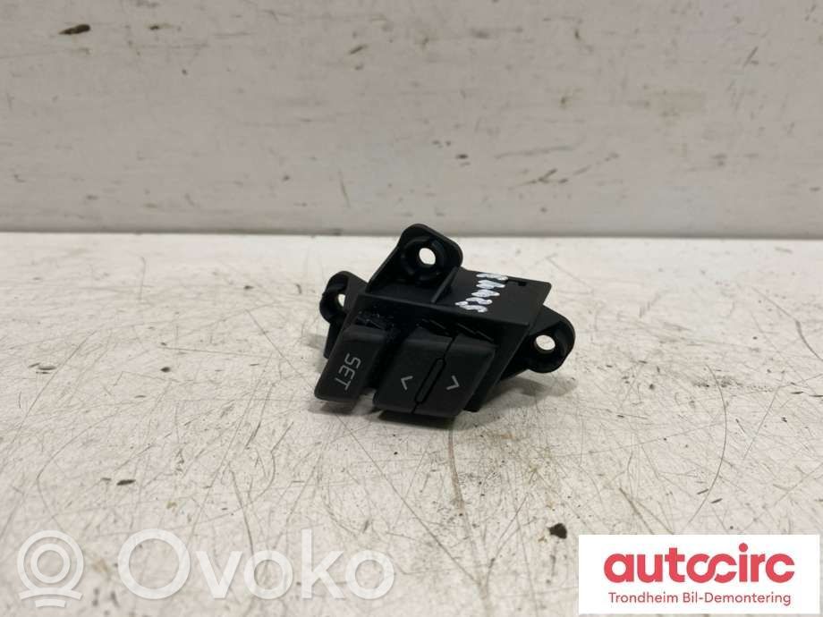 KIA Ceed Autres commutateurs / boutons / leviers 