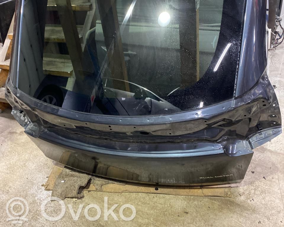 Tesla Model Y Juniper Tailgate/trunk/boot lid 