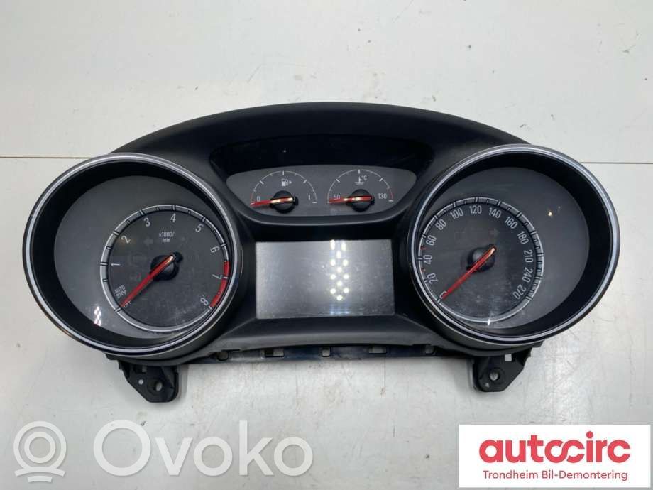 Opel Astra K Vitezometru (grup de instrumente) 