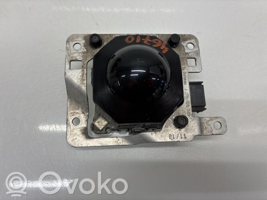 Audi e-tron Distronic sensor radar 