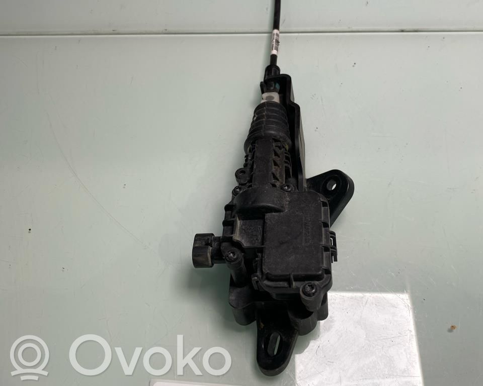 Tesla Model Y Spyna variklio dangčio 
