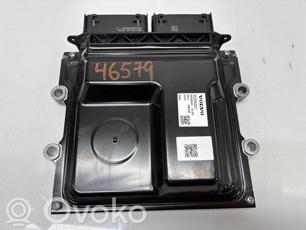 Volvo XC90 Engine control unit/module ECU 