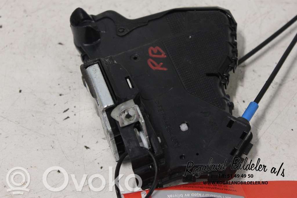 Toyota Auris E180 Serrure de porte avant 